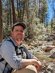 トム・アウアー氏