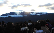 当会会長 上田恵介、理事長 遠藤孝一のご紹介「トップメッセージ」を更新しました